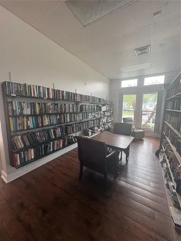 8220 112th Street Seminole FL 33772