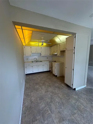 8220 112th Street Seminole FL 33772