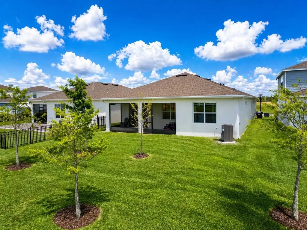 2604 Summer Clouds Way Kissimmee FL 34744
