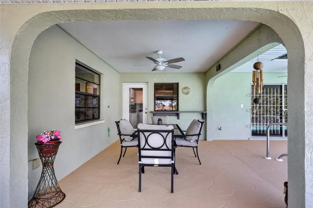 289 Macarthur Drive Port Charlotte FL 33954