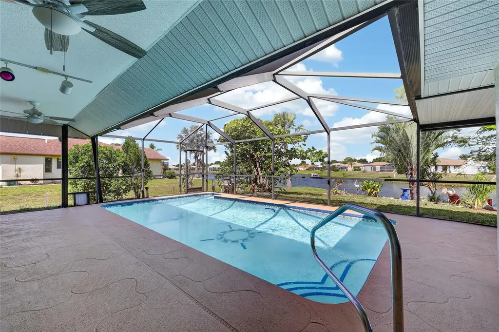 289 Macarthur Drive Port Charlotte FL 33954