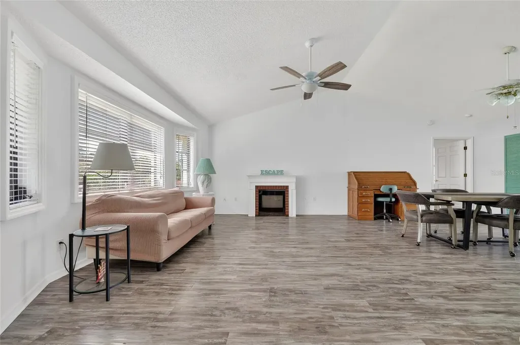 289 Macarthur Drive Port Charlotte FL 33954