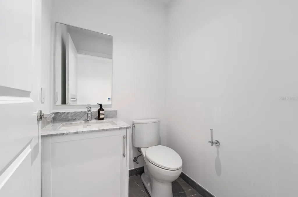 3015 S Ysabella Avenue Tampa FL 33629
