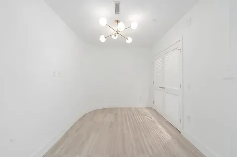 3015 S Ysabella Avenue Tampa FL 33629