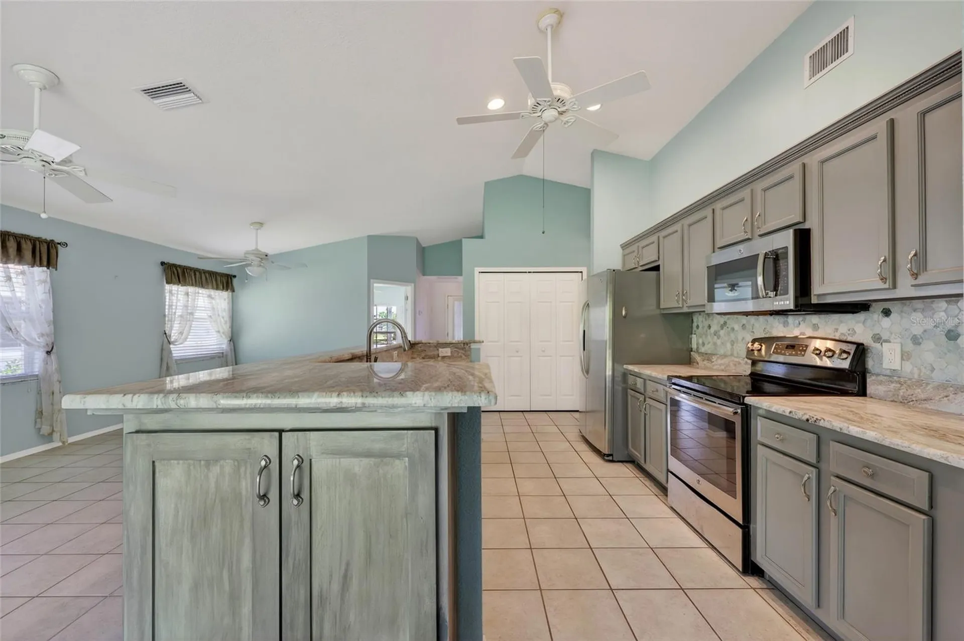 13440 SW Pembroke Circle N Lake Suzy FL 34269