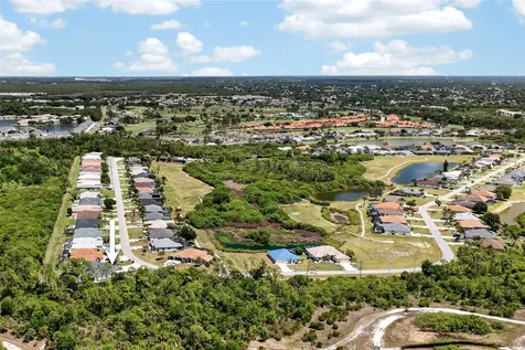 13440 SW Pembroke Circle N Lake Suzy FL 34269
