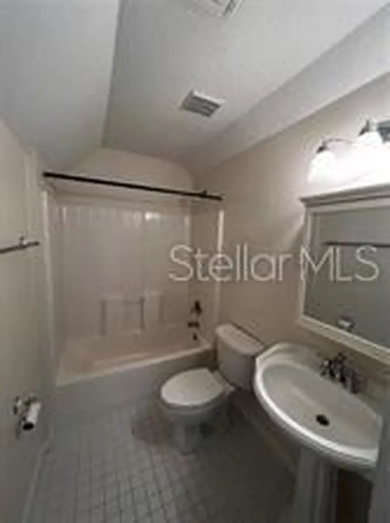 130 N Boston Avenue Deland FL 32724