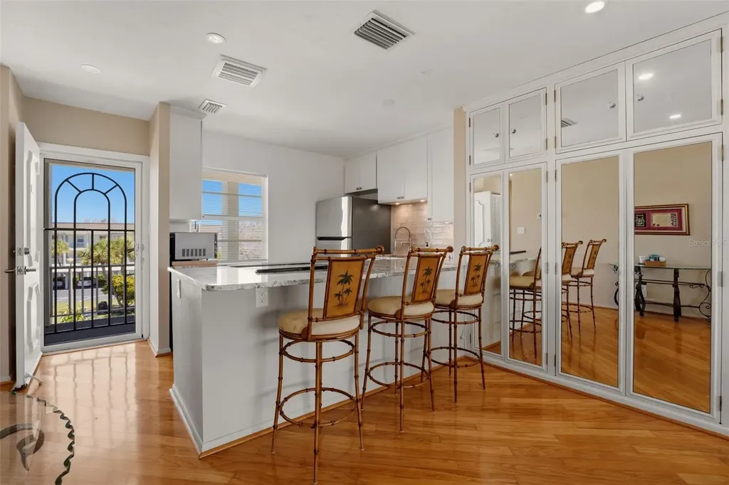 4400 Exeter Drive Longboat Key FL 34228