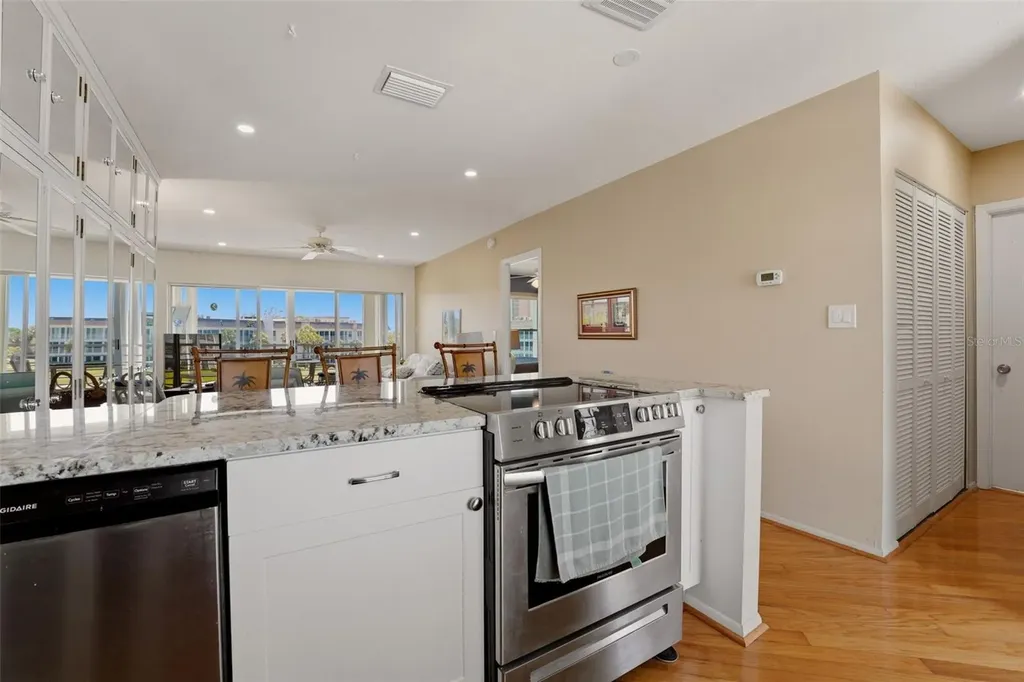 4400 Exeter Drive Longboat Key FL 34228