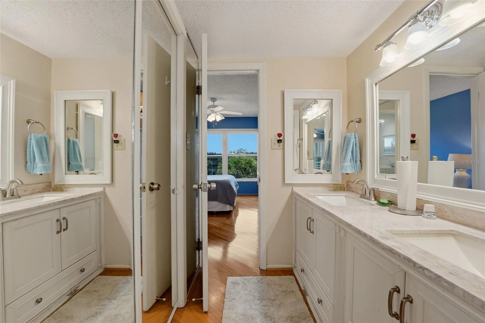 4400 Exeter Drive Longboat Key FL 34228