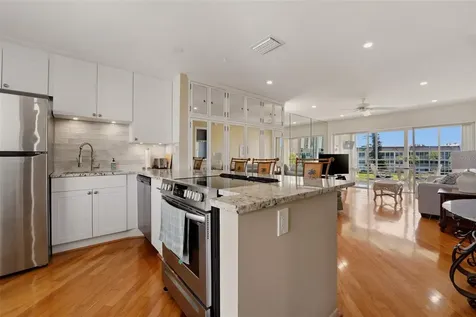 4400 Exeter Drive Longboat Key FL 34228
