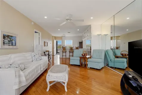 4400 Exeter Drive Longboat Key FL 34228
