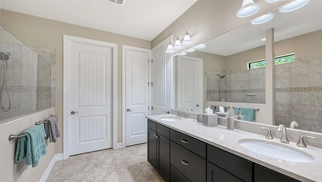 11208 Whimbrel Lane Sarasota FL 34238
