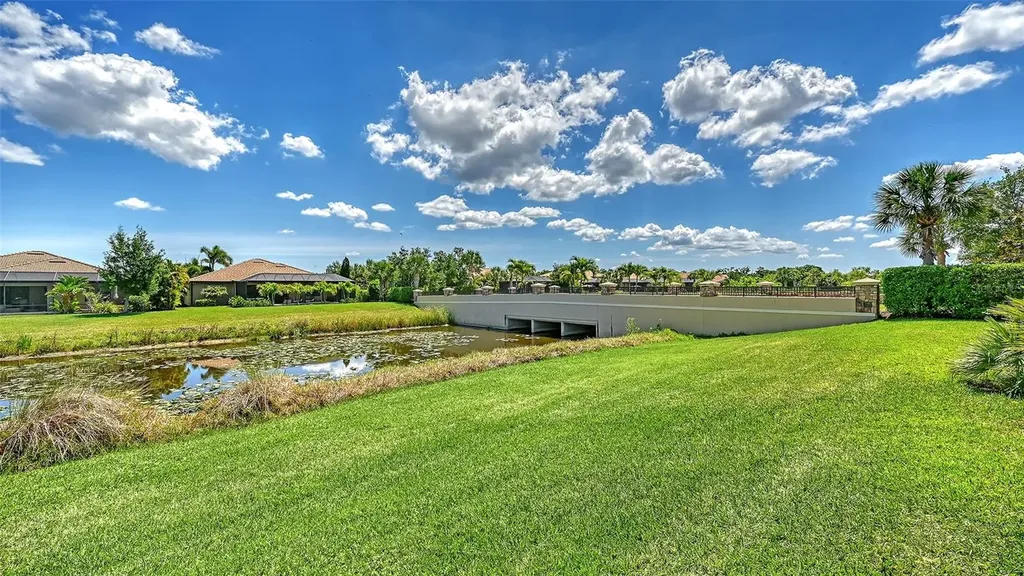 11208 Whimbrel Lane Sarasota FL 34238