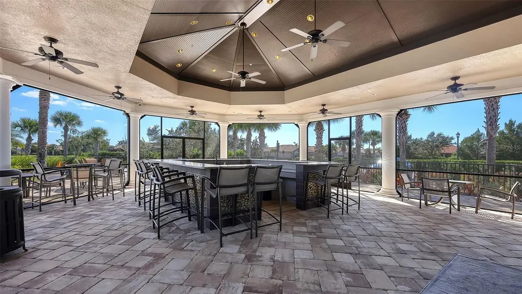 11208 Whimbrel Lane Sarasota FL 34238
