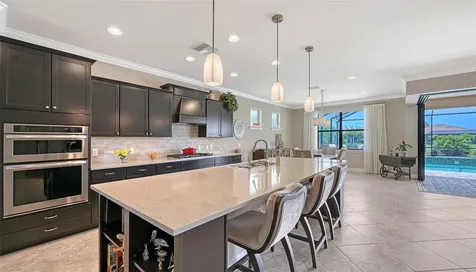 11208 Whimbrel Lane Sarasota FL 34238