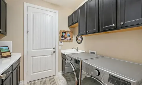11208 Whimbrel Lane Sarasota FL 34238