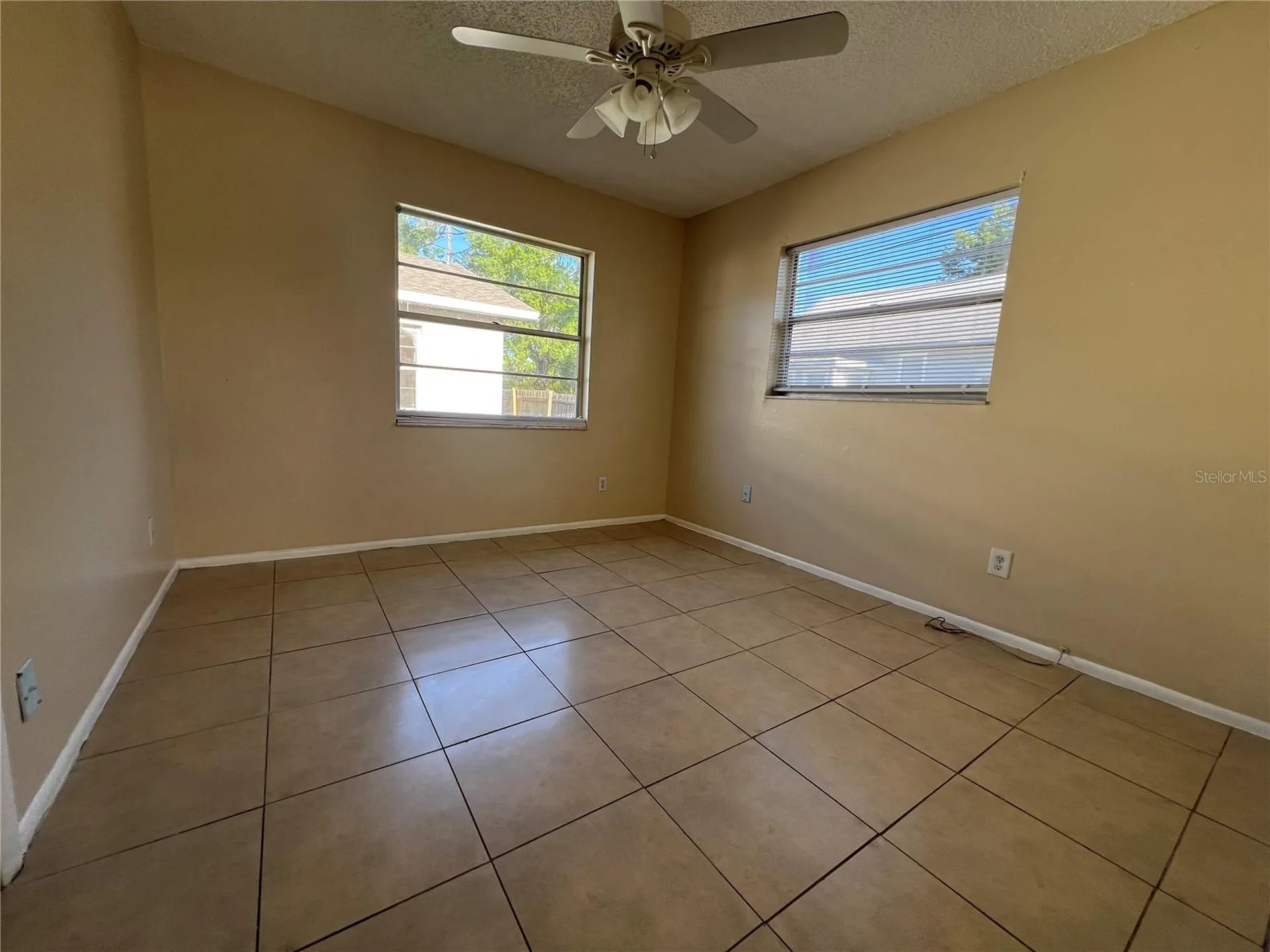 2983 62nd Avenue N St Petersburg FL 33702