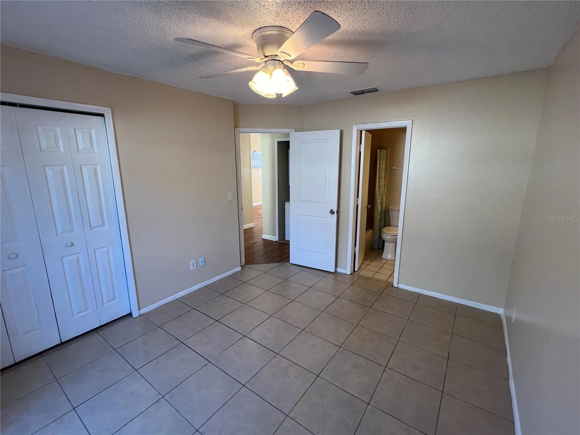 2983 62nd Avenue N St Petersburg FL 33702
