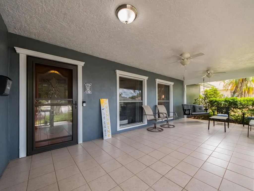 1678 Algonquin Drive Clearwater FL 33755