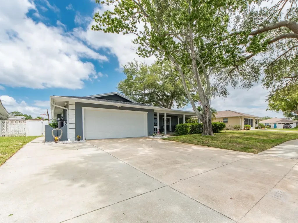 1678 Algonquin Drive Clearwater FL 33755