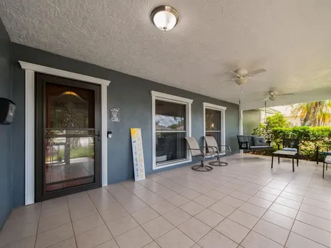 1678 Algonquin Drive Clearwater FL 33755
