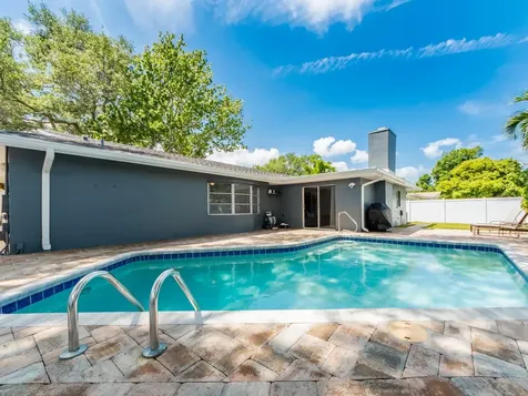 1678 Algonquin Drive Clearwater FL 33755