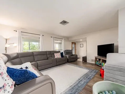 1678 Algonquin Drive Clearwater FL 33755