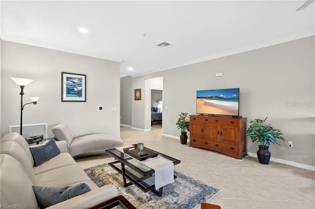 16521 Goldenrod Lane Alva FL 33920