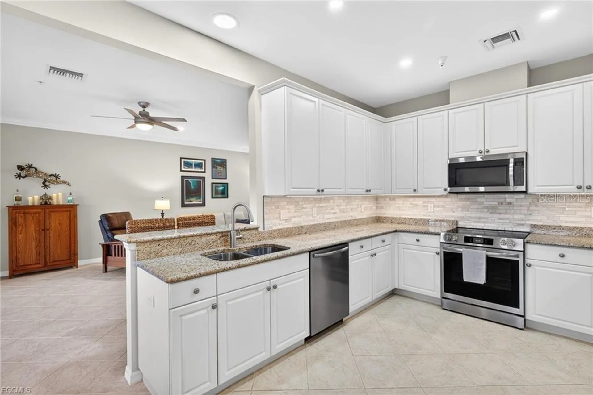 16521 Goldenrod Lane Alva FL 33920
