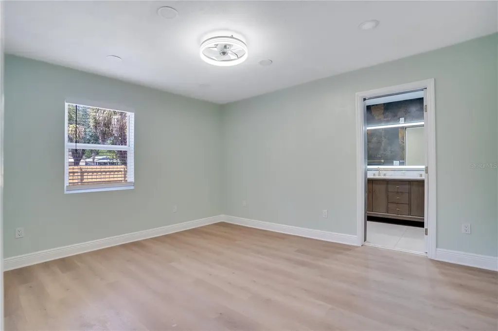 4029 13th Avenue S St Petersburg FL 33711