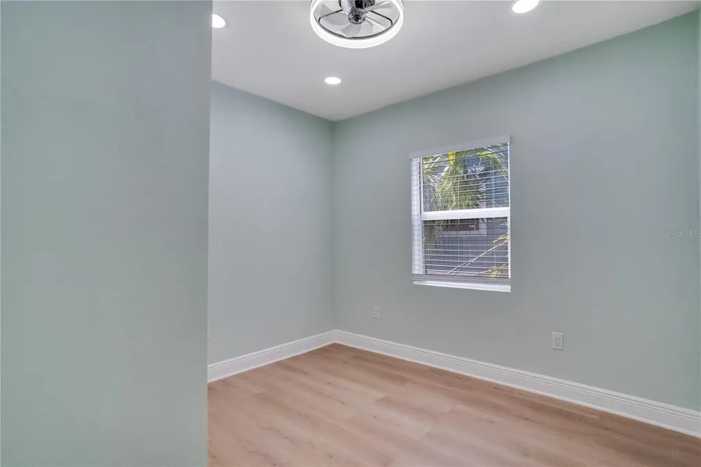4029 13th Avenue S St Petersburg FL 33711
