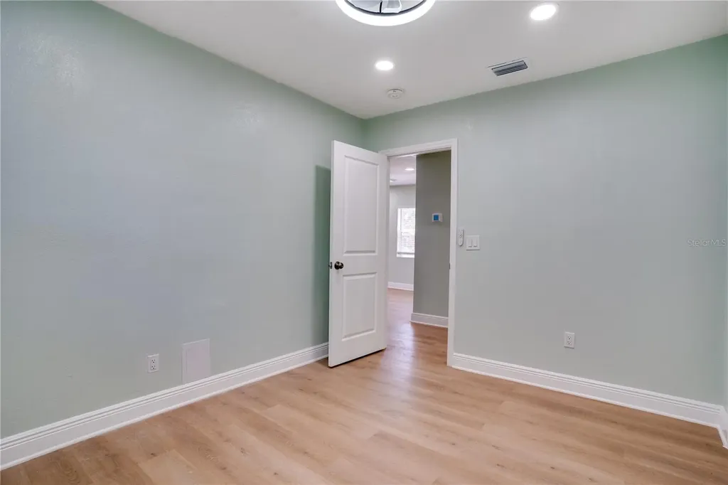 4029 13th Avenue S St Petersburg FL 33711