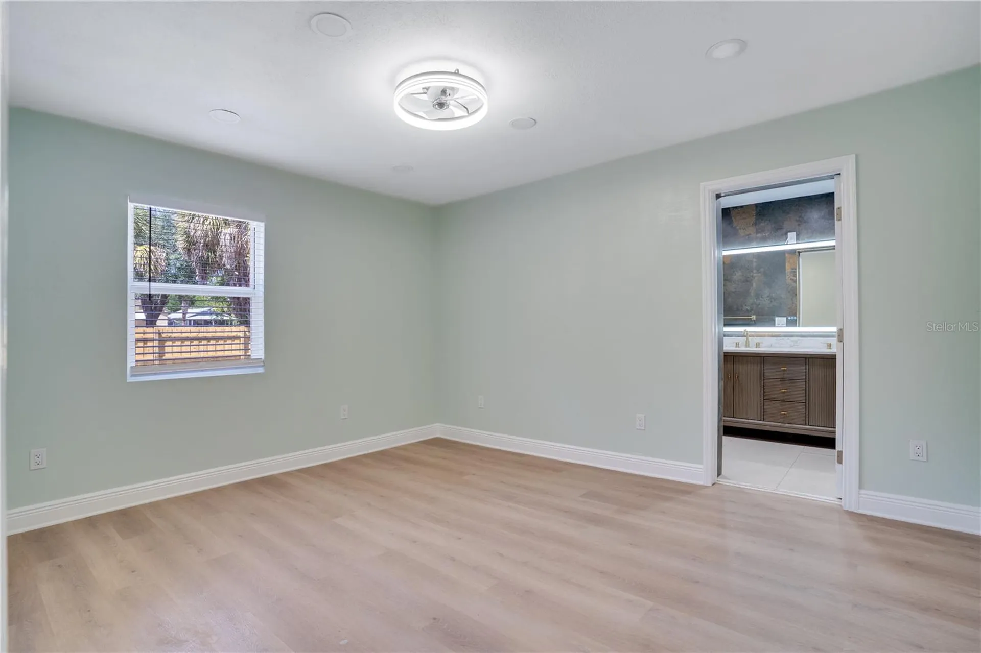4029 13th Avenue S St Petersburg FL 33711