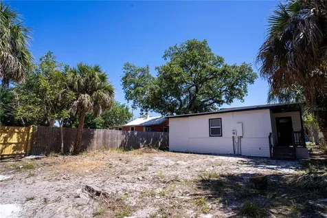4029 13th Avenue S St Petersburg FL 33711