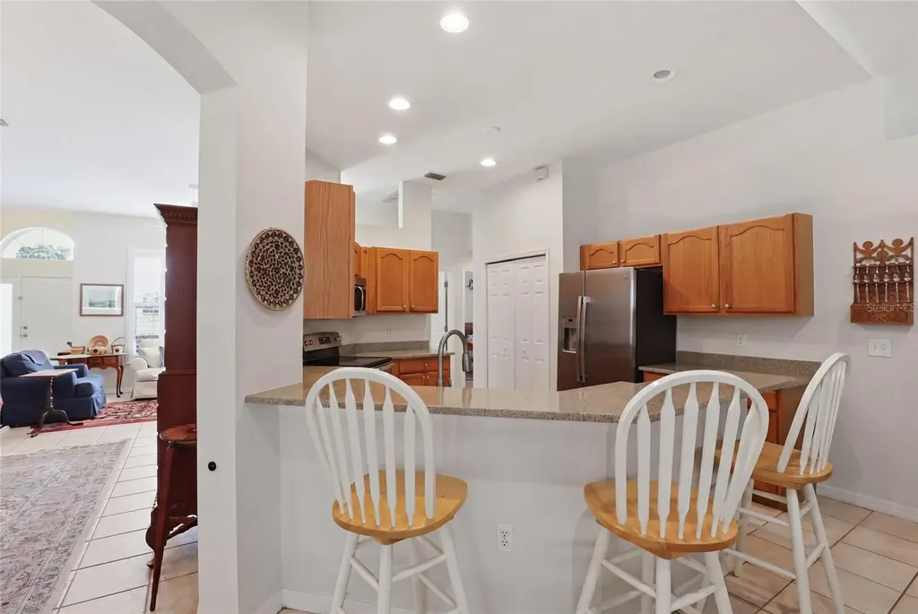 3205 Partridge Point Trail Valrico FL 33596