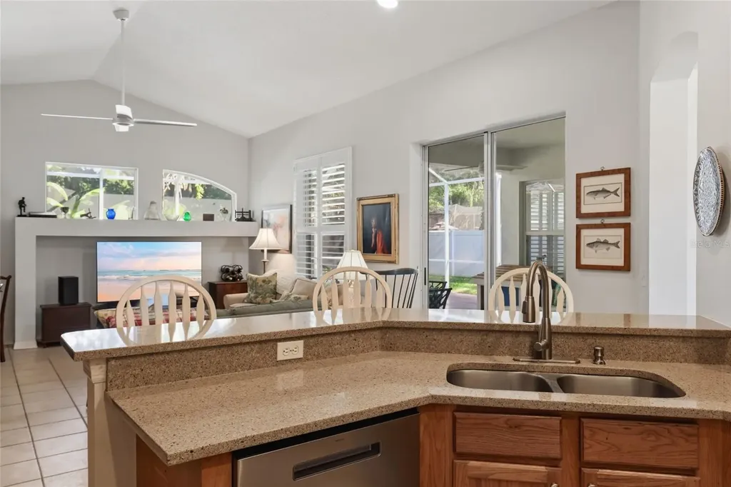 3205 Partridge Point Trail Valrico FL 33596