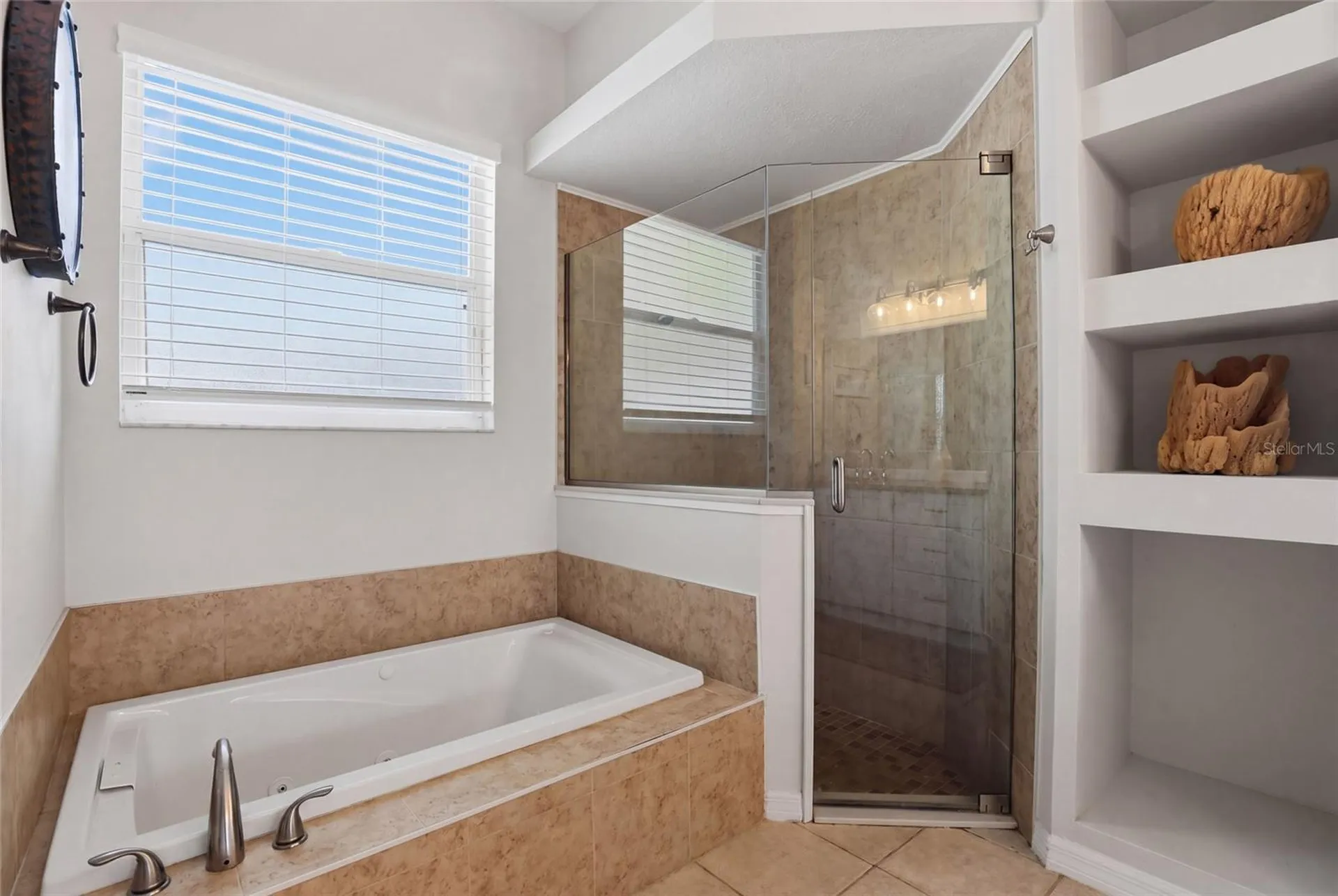 3205 Partridge Point Trail Valrico FL 33596