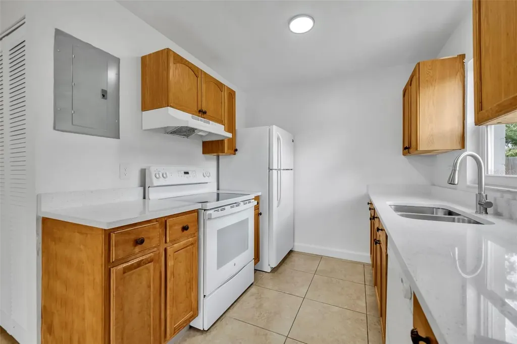 292 S 3rd Street Lake Mary FL 32746