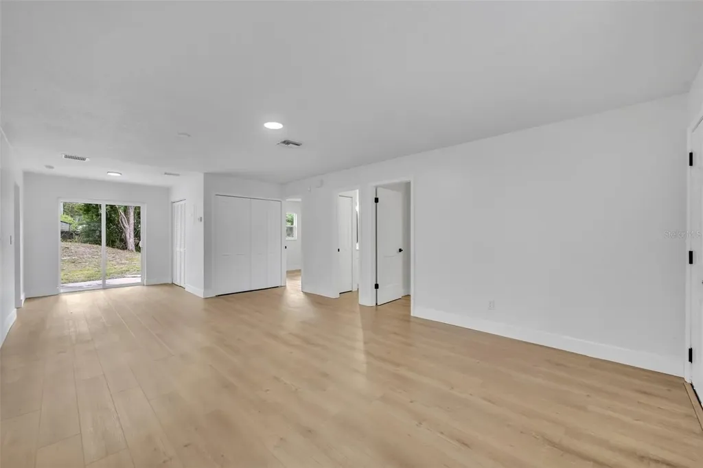 292 S 3rd Street Lake Mary FL 32746