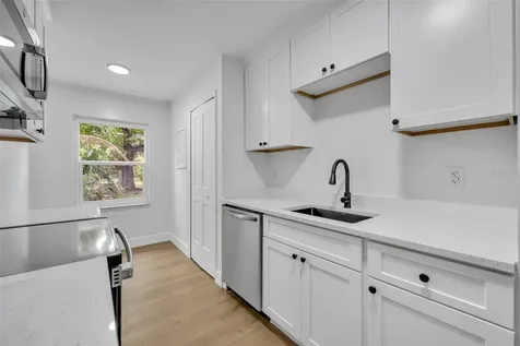 292 S 3rd Street Lake Mary FL 32746