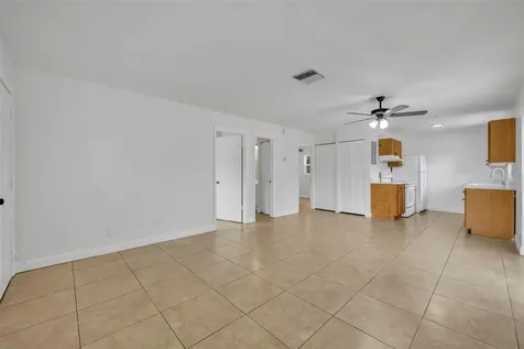 292 S 3rd Street Lake Mary FL 32746