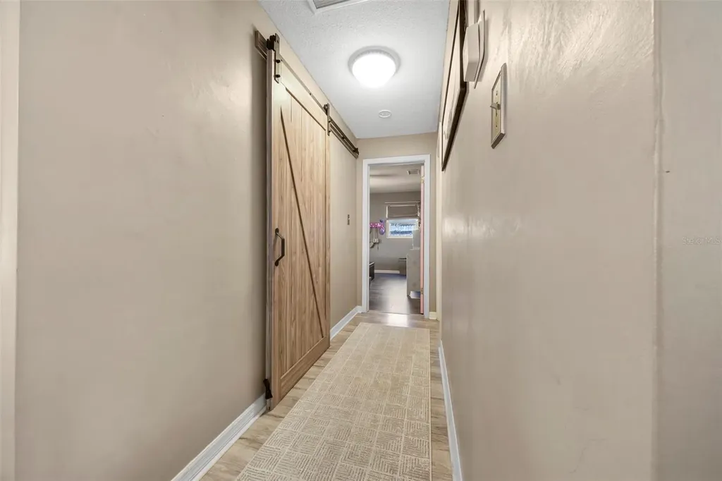 1207 Orange Avenue Tavares FL 32778