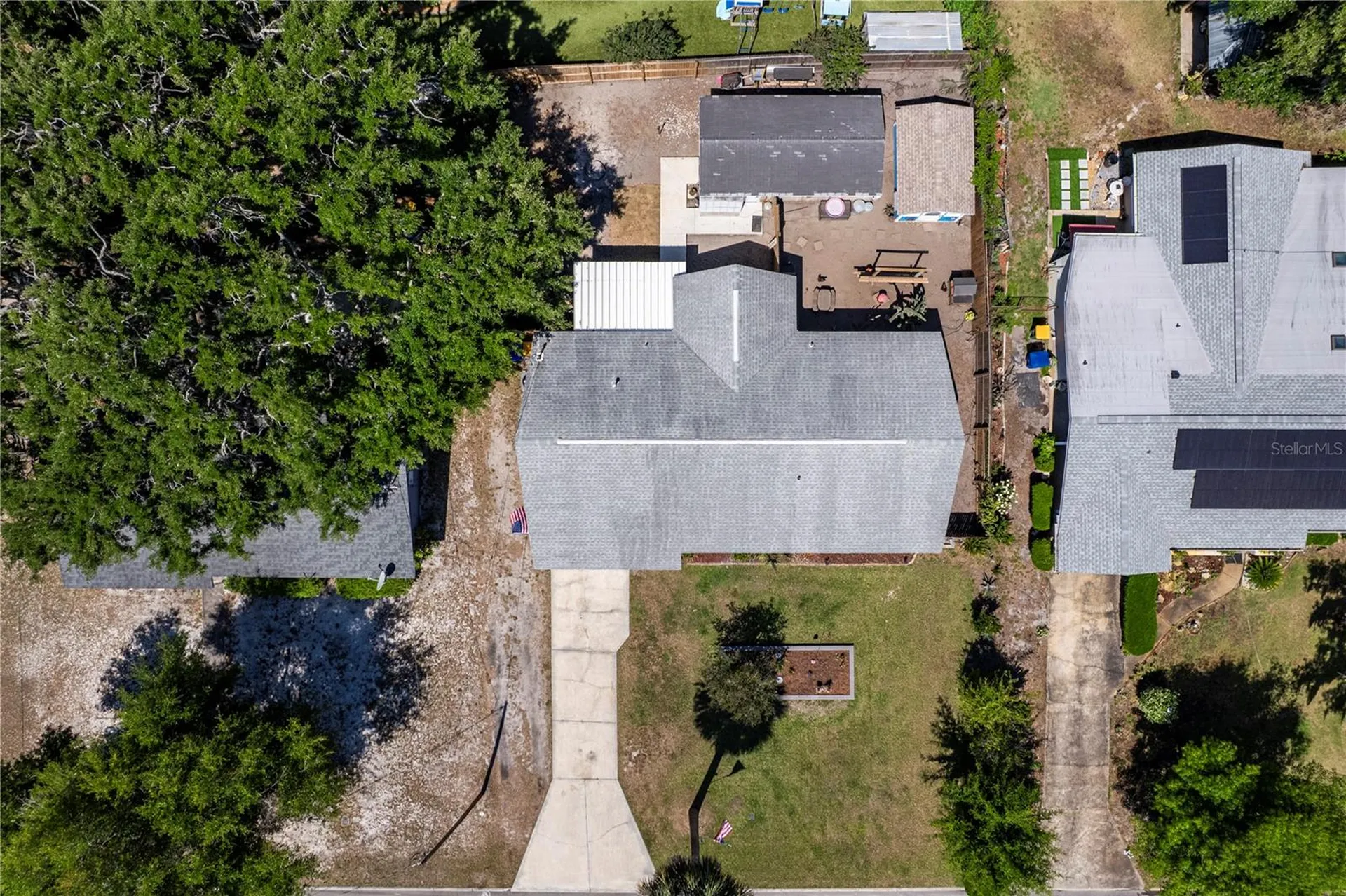 1207 Orange Avenue Tavares FL 32778