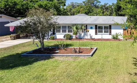 1207 Orange Avenue Tavares FL 32778