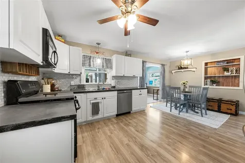 1207 Orange Avenue Tavares FL 32778