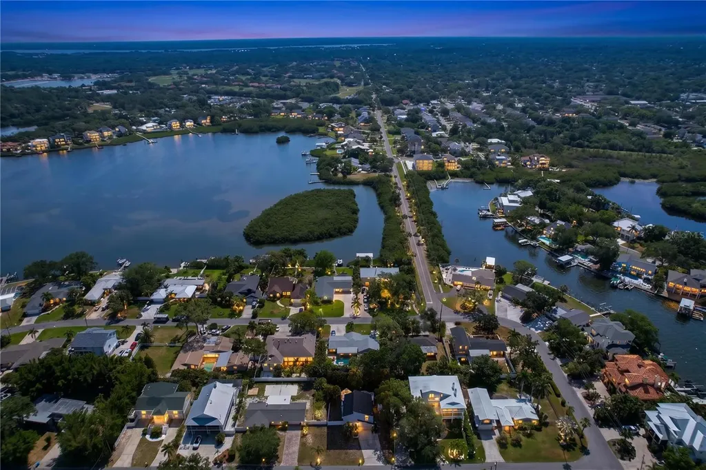 105 Peterson Lane Palm Harbor FL 34683