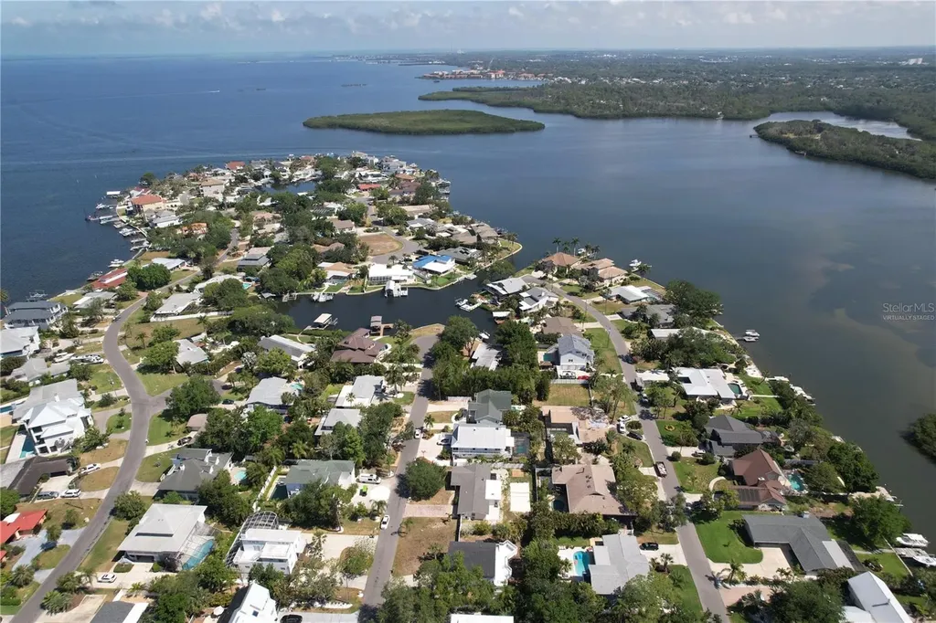 105 Peterson Lane Palm Harbor FL 34683