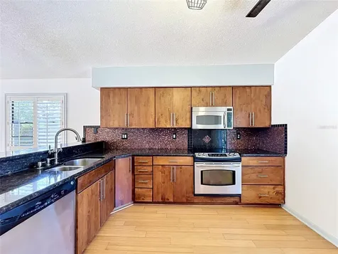 105 Peterson Lane Palm Harbor FL 34683