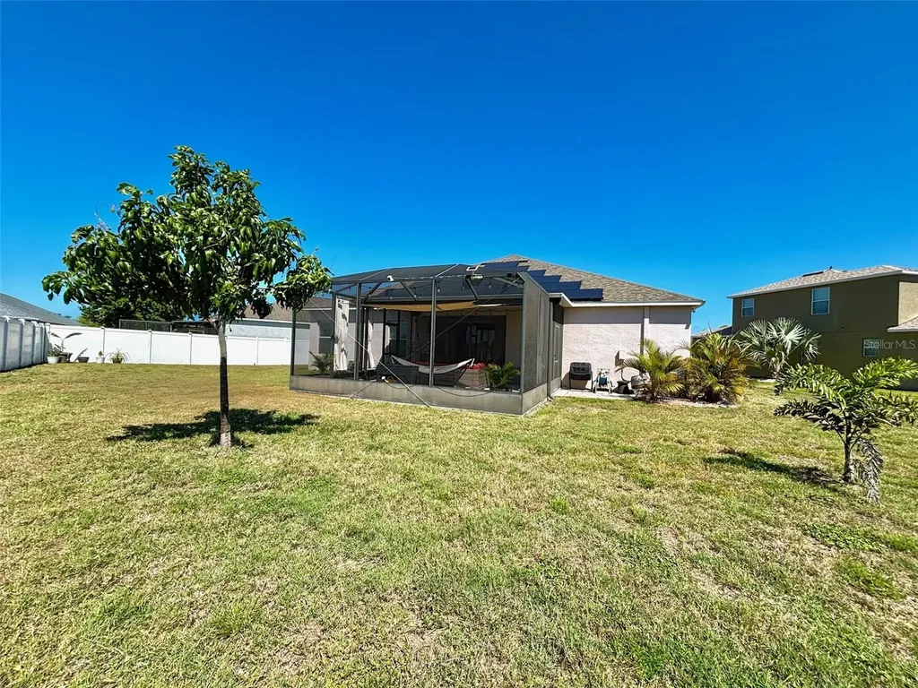 613 Wabash Breeze Circle Ruskin FL 33570